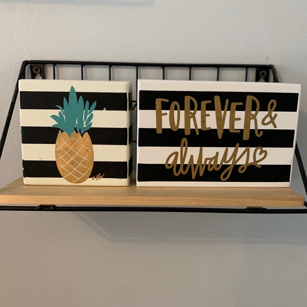 Emily Collins stripped box decorations for bedroom
